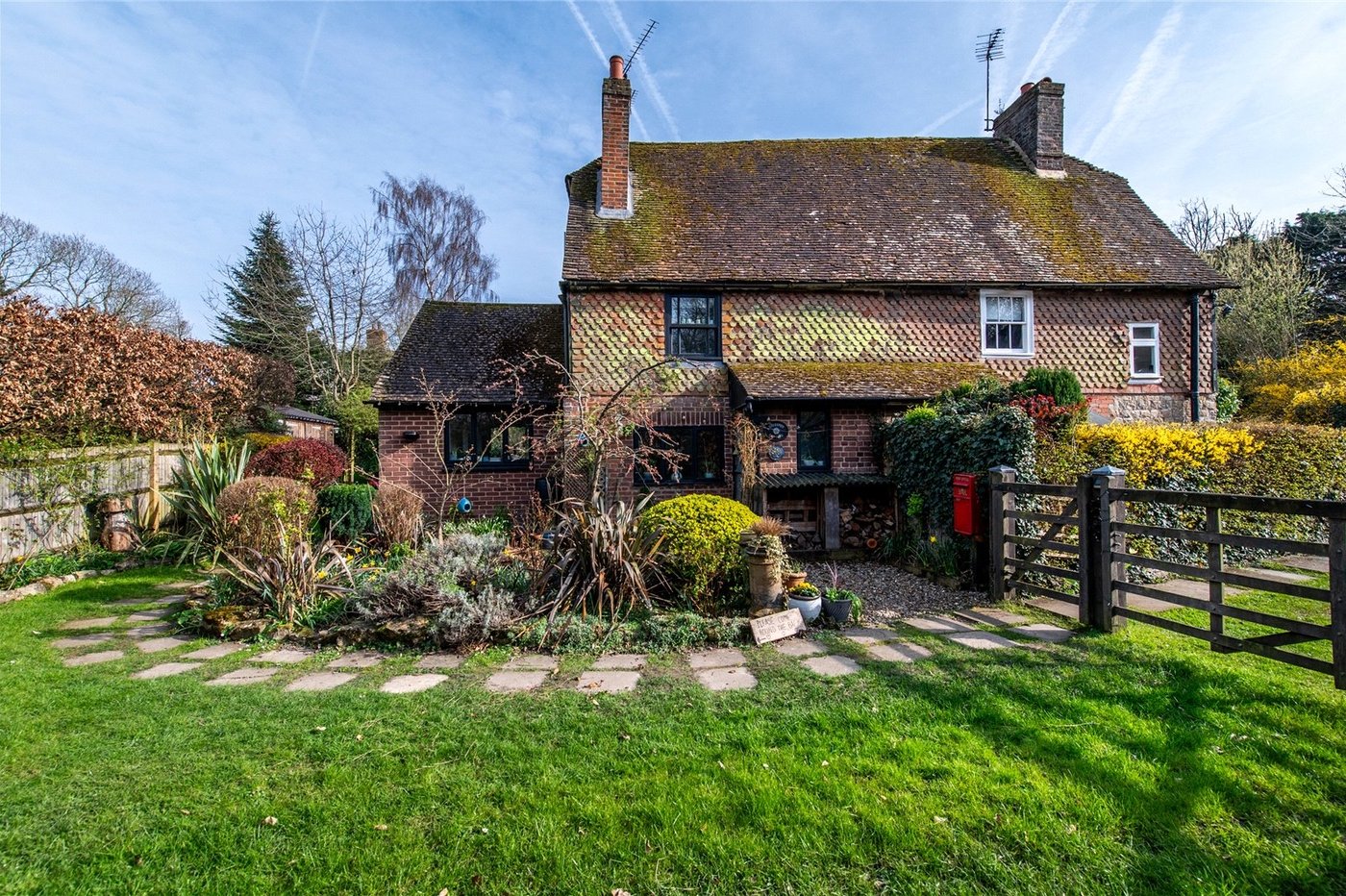 3 bedroom house for sale in Harrietsham | Robinson Michael & Jackson