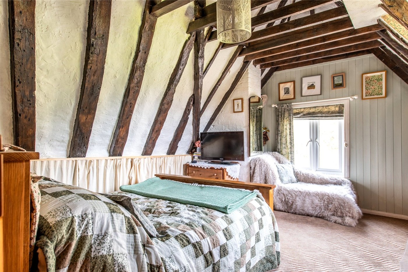 3 bedroom house for sale in Harrietsham | Robinson Michael & Jackson