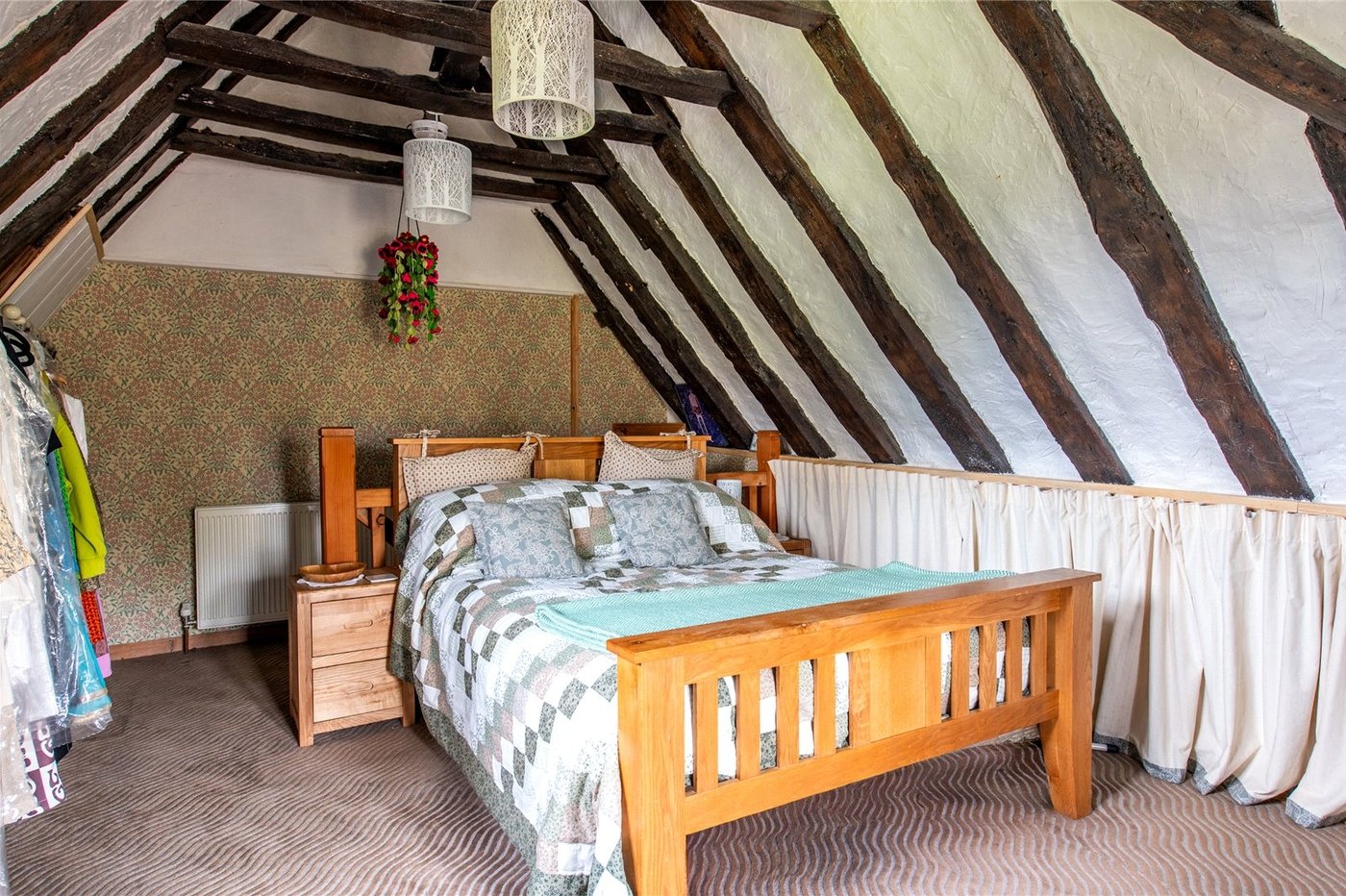 3 bedroom house for sale in Harrietsham | Robinson Michael & Jackson