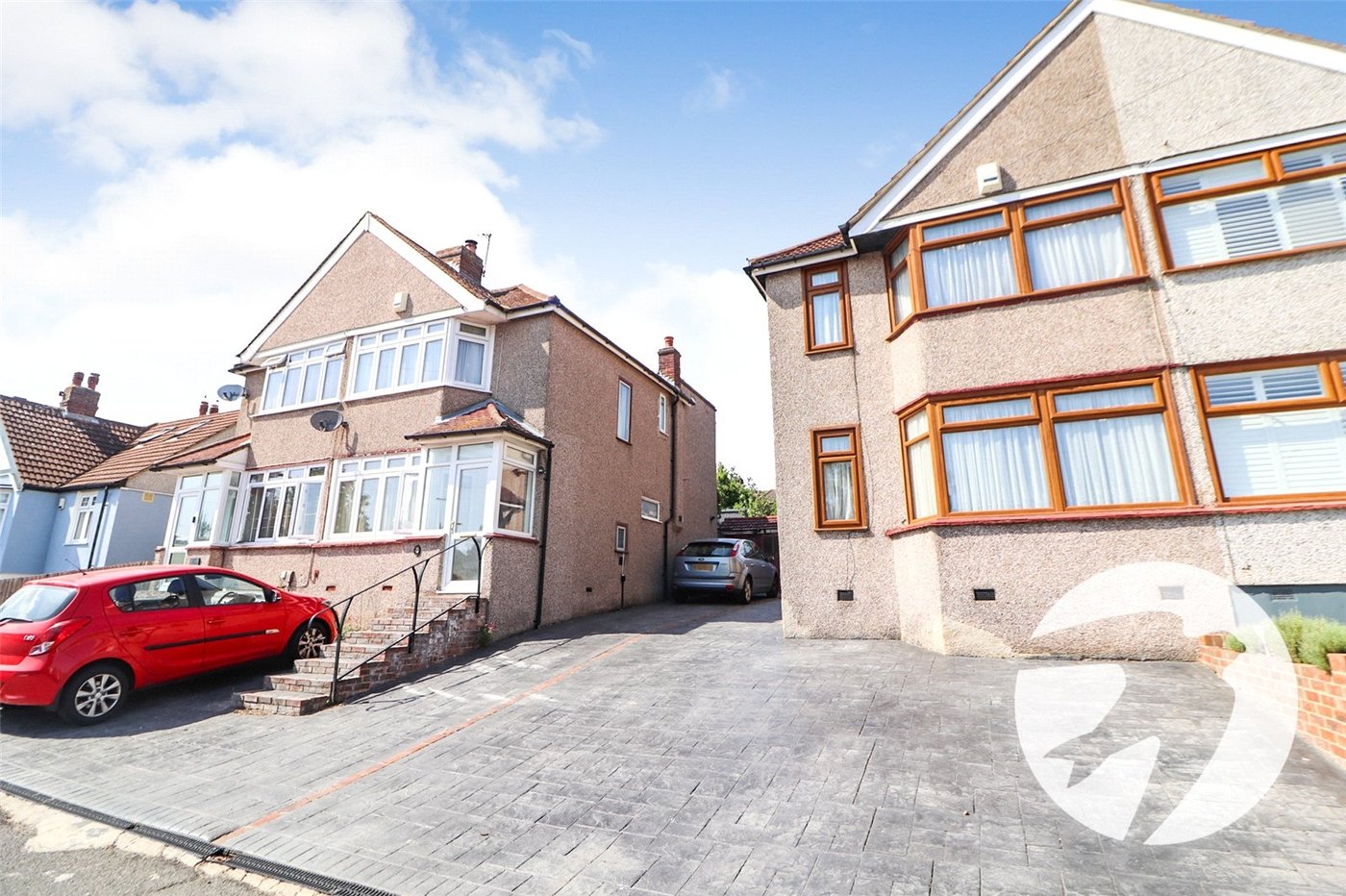 2 bedroom house for sale in Barnehurst | Robinson Jackson
