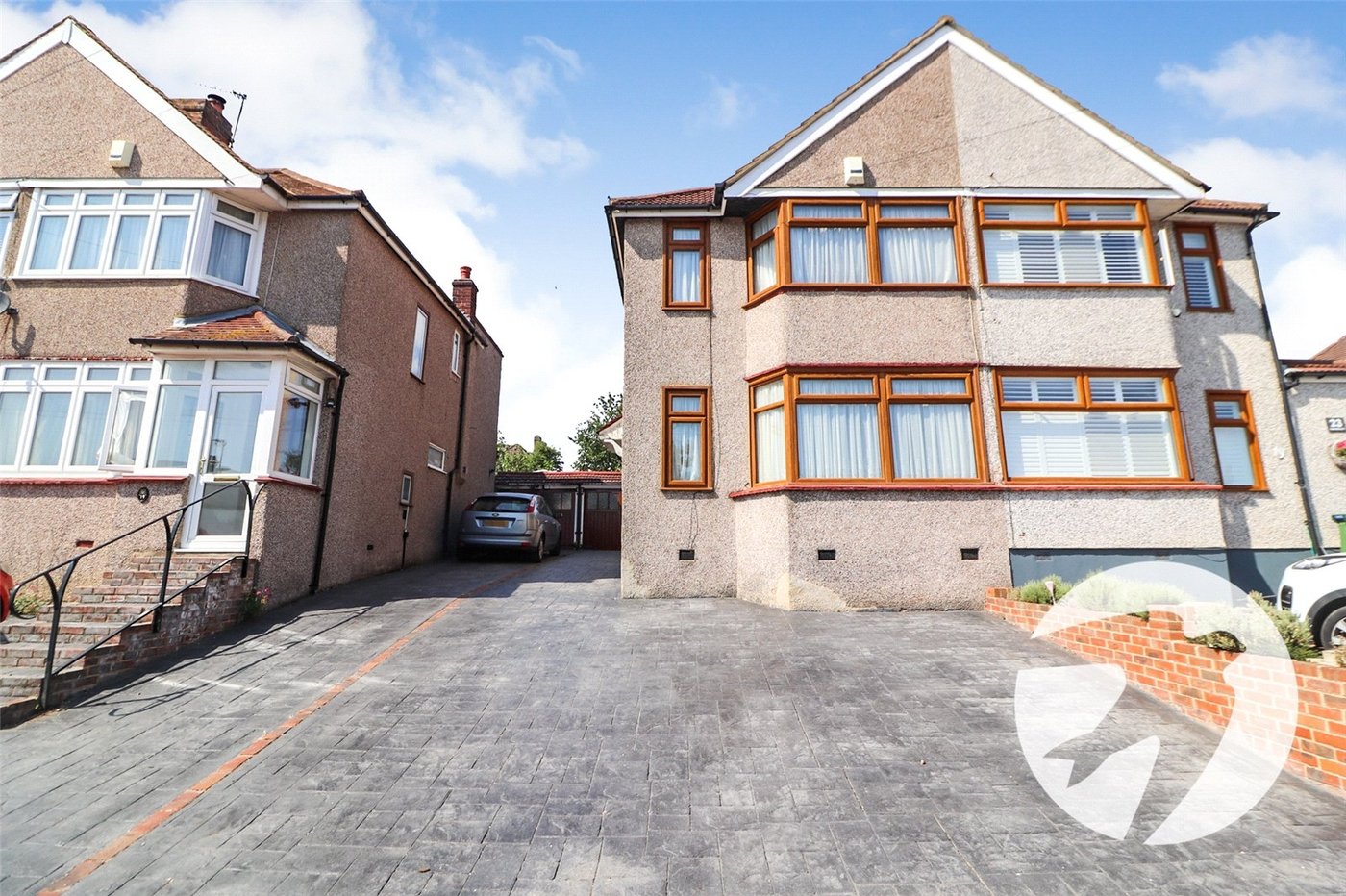 2 bedroom house for sale in Barnehurst | Robinson Jackson