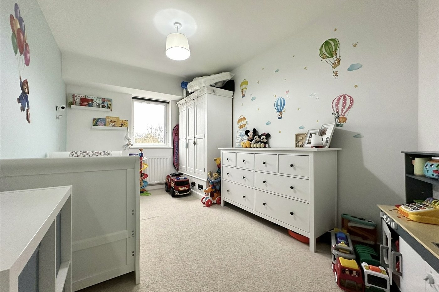 2 bedroom property for sale in Greenhithe | Robinson Jackson