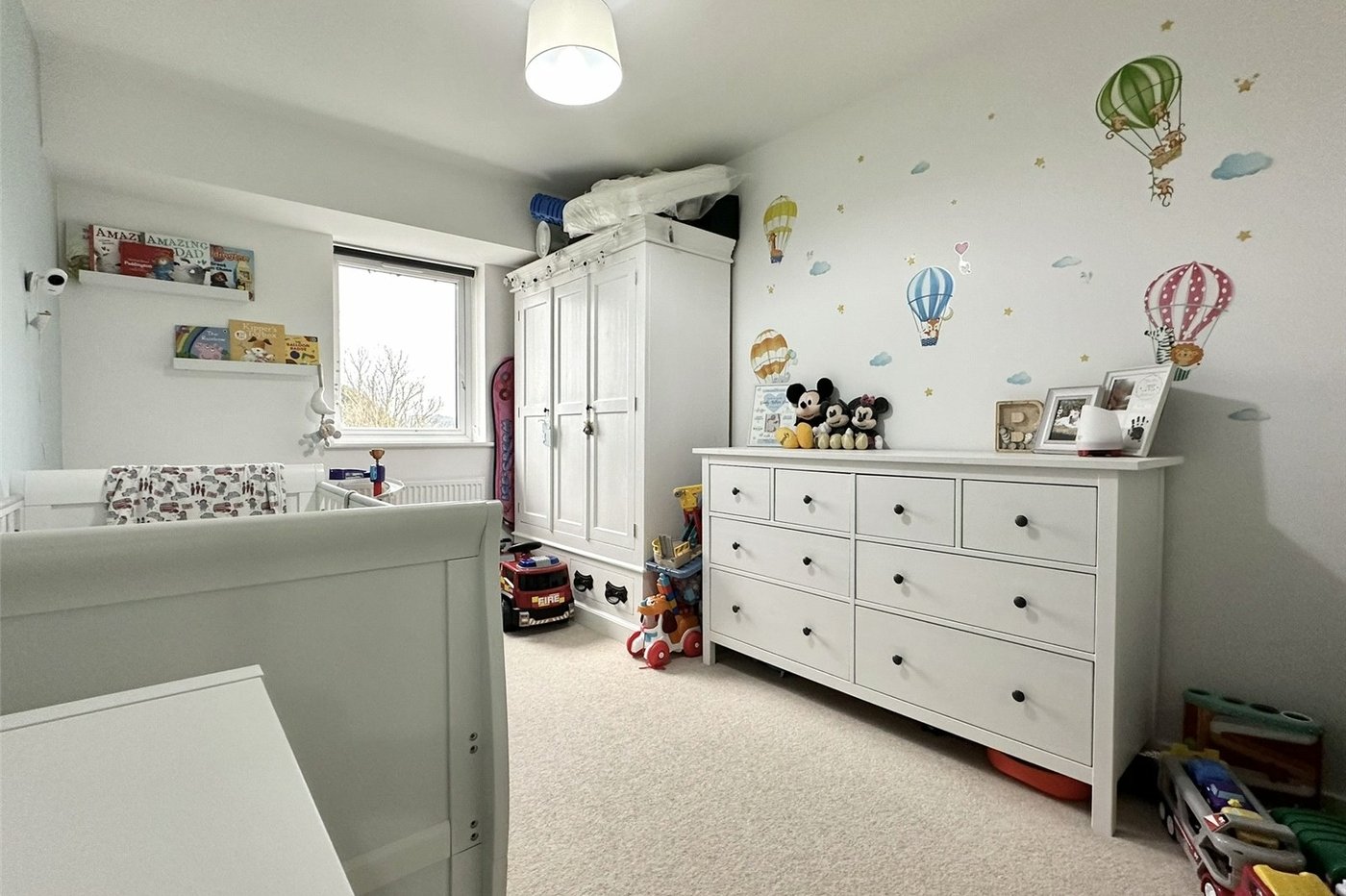 2 bedroom property for sale in Greenhithe | Robinson Jackson