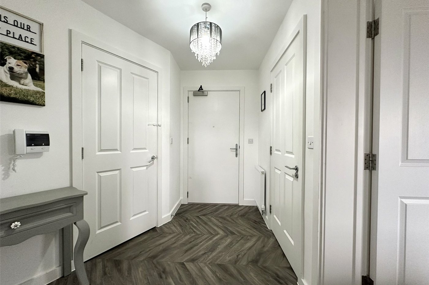 2 bedroom property for sale in Greenhithe | Robinson Jackson