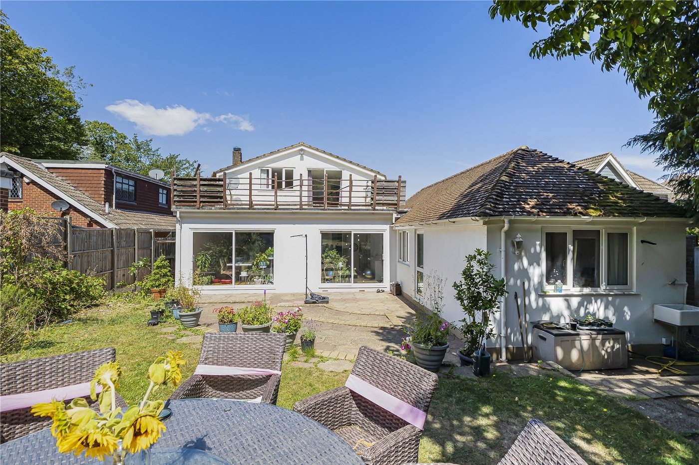 6 bedroom house for sale in Wigmore | Robinson Michael & Jackson