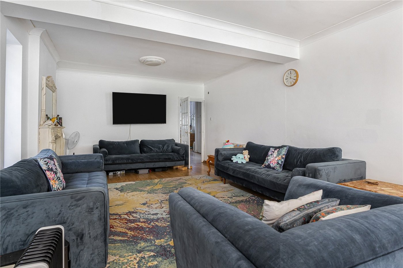 6 bedroom house for sale in Wigmore | Robinson Michael & Jackson