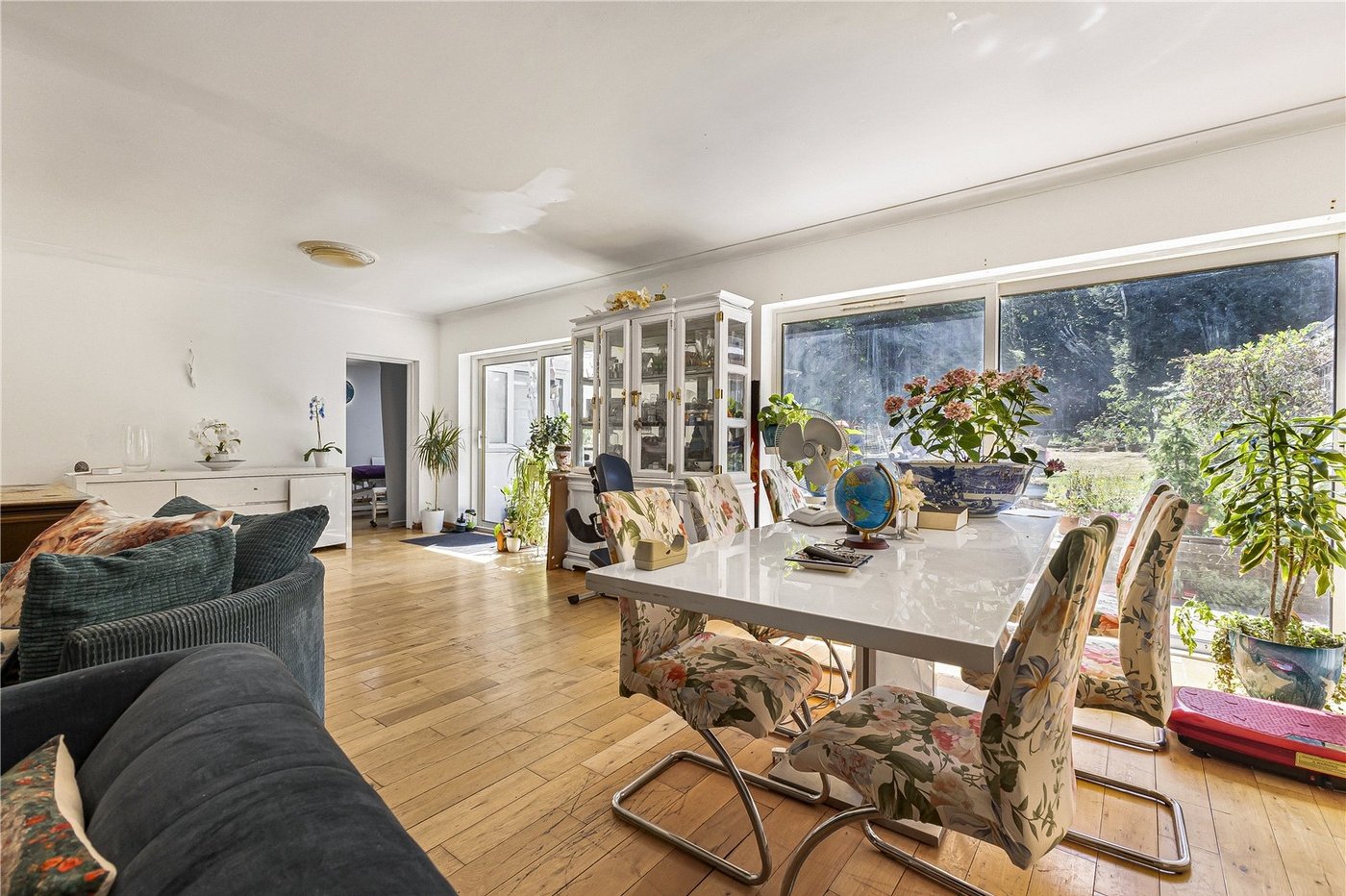 6 bedroom house for sale in Wigmore | Robinson Michael & Jackson