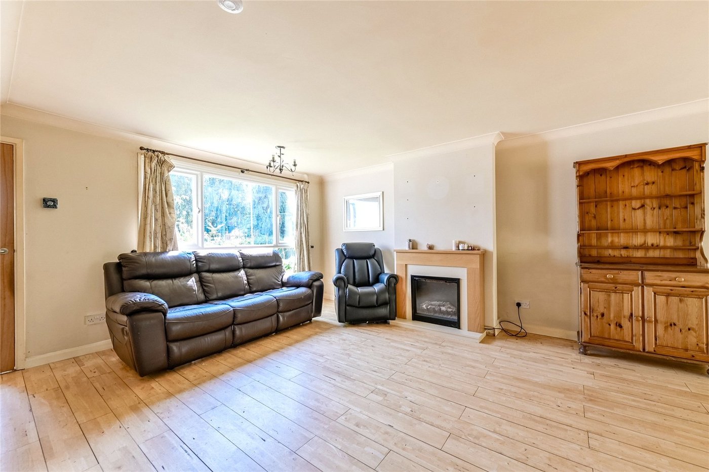 3 bedroom house for sale in Higham | Robinson Michael & Jackson