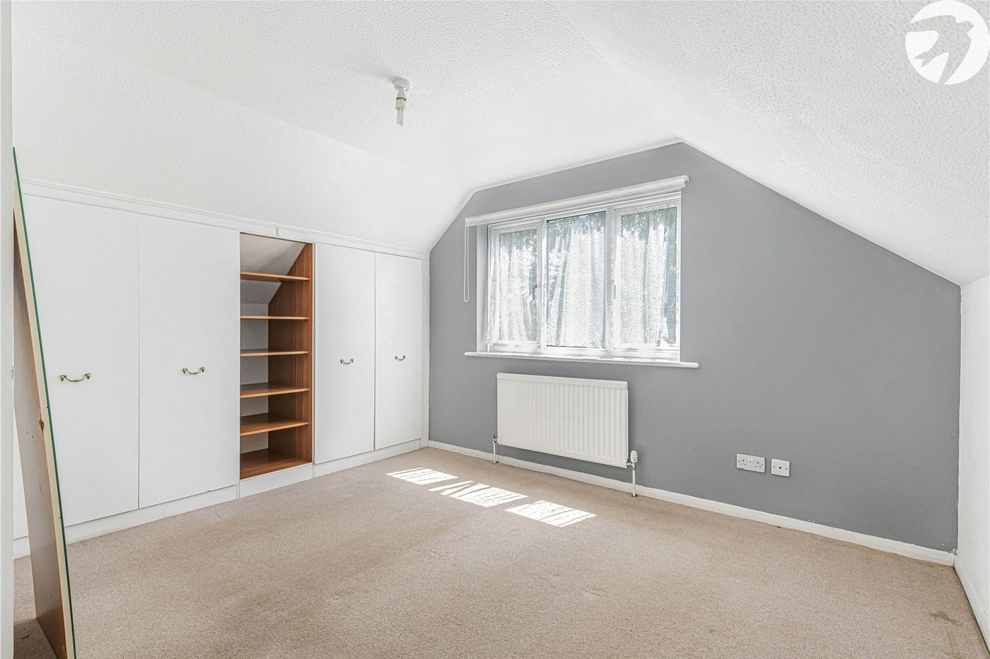2 bedroom house for sale in Dartford | Robinson Jackson