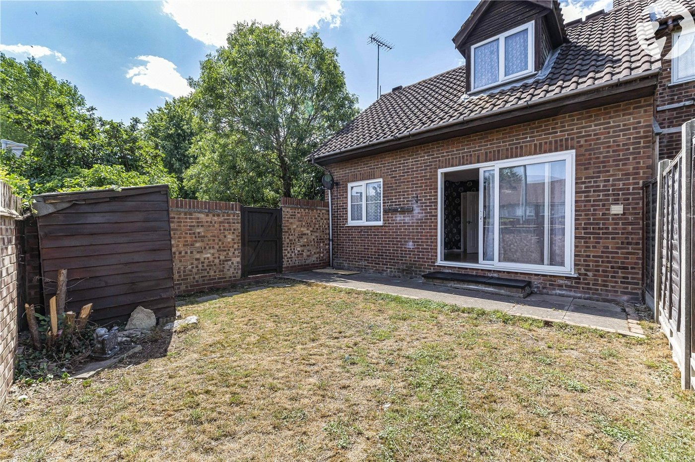 2 bedroom house for sale in Dartford | Robinson Jackson