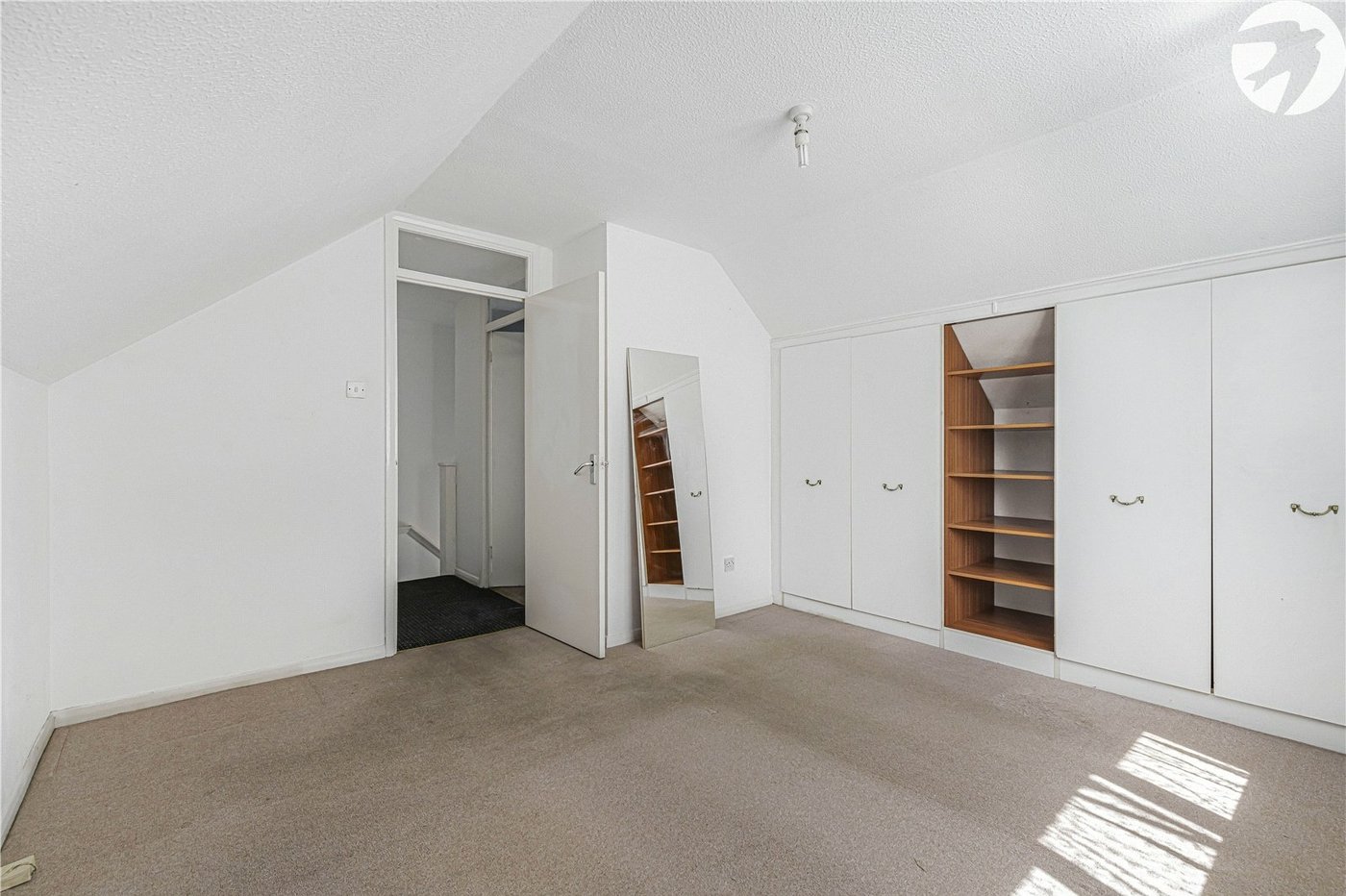 2 bedroom house for sale in Dartford | Robinson Jackson