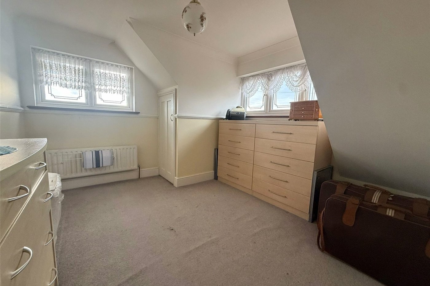 3 bedroom house for sale in Old Watling Street | Robinson Michael & Jackson