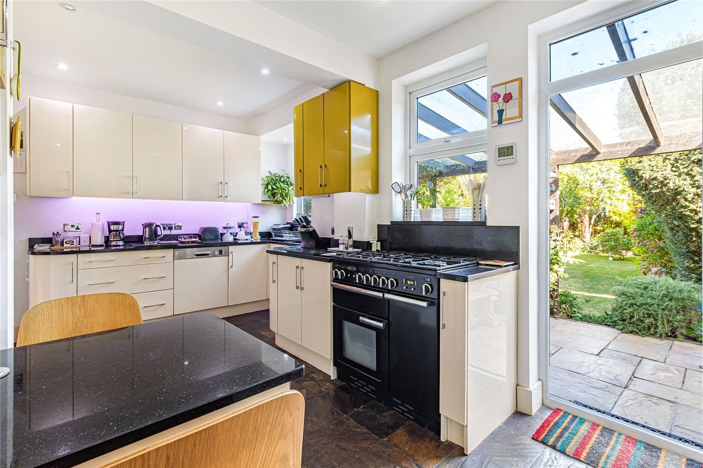 4 bedroom house for sale in South Welling | Robinson Jackson
