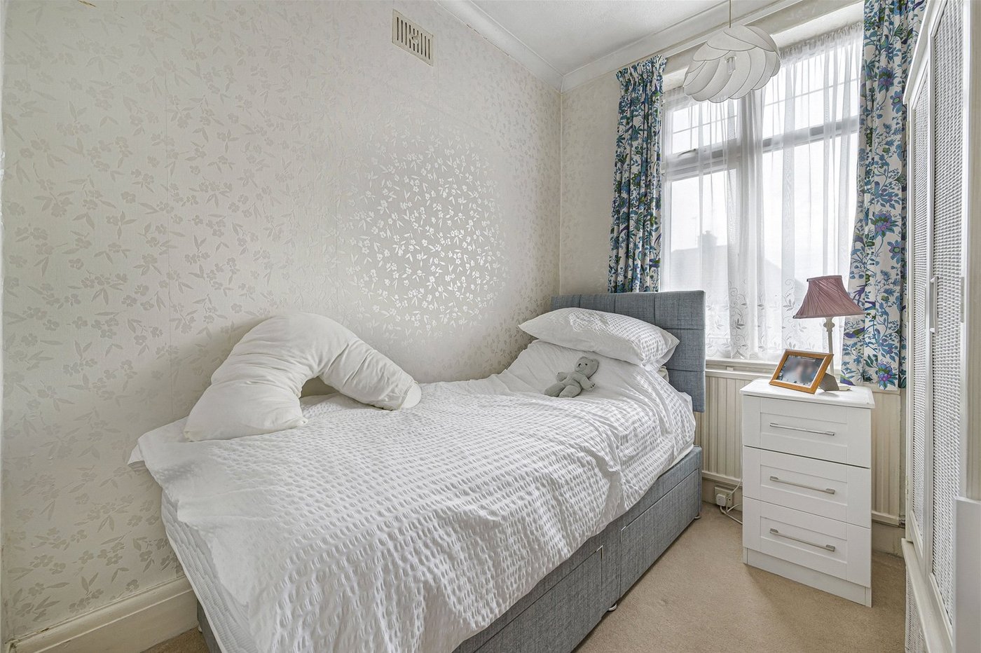 3 bedroom house for sale in Welling | Robinson Jackson