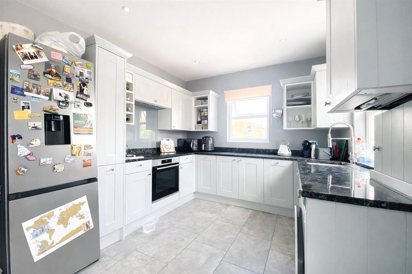 2 bedroom property for sale in Catford | Robinson Jackson