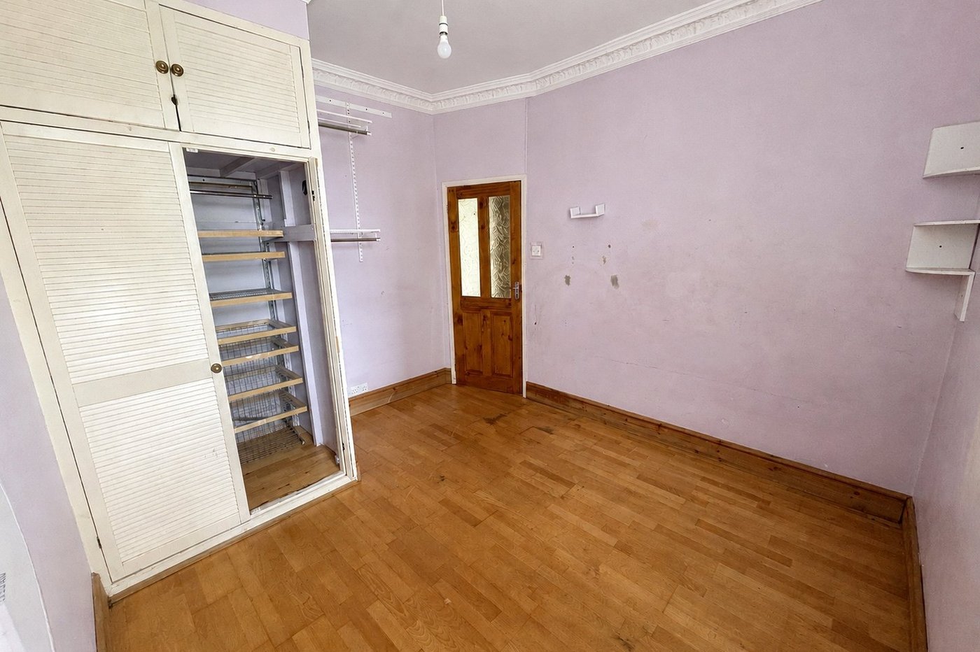 2 bedroom property for sale in London | Robinson Jackson