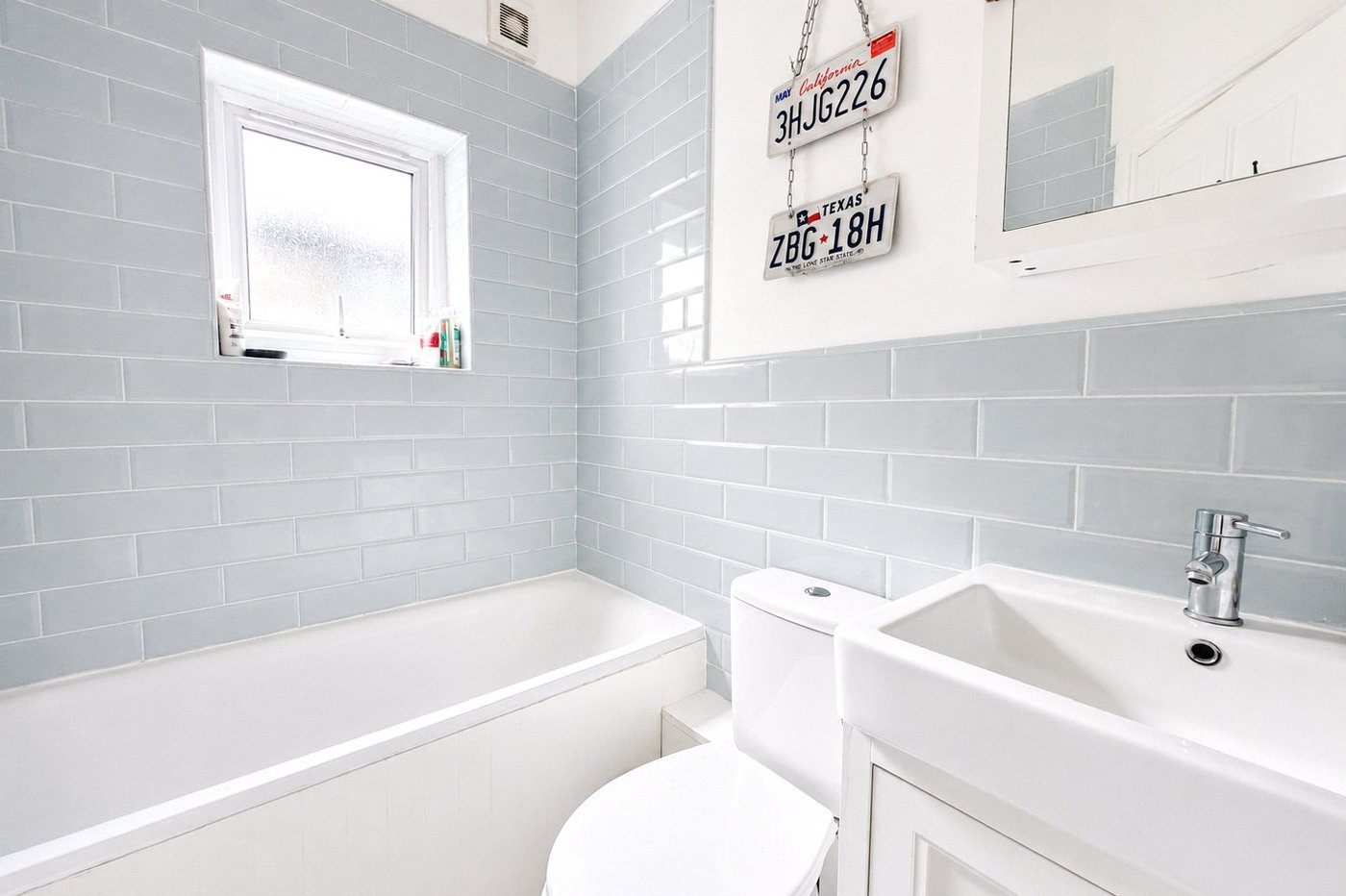 2 bedroom property for sale in London | Robinson Jackson