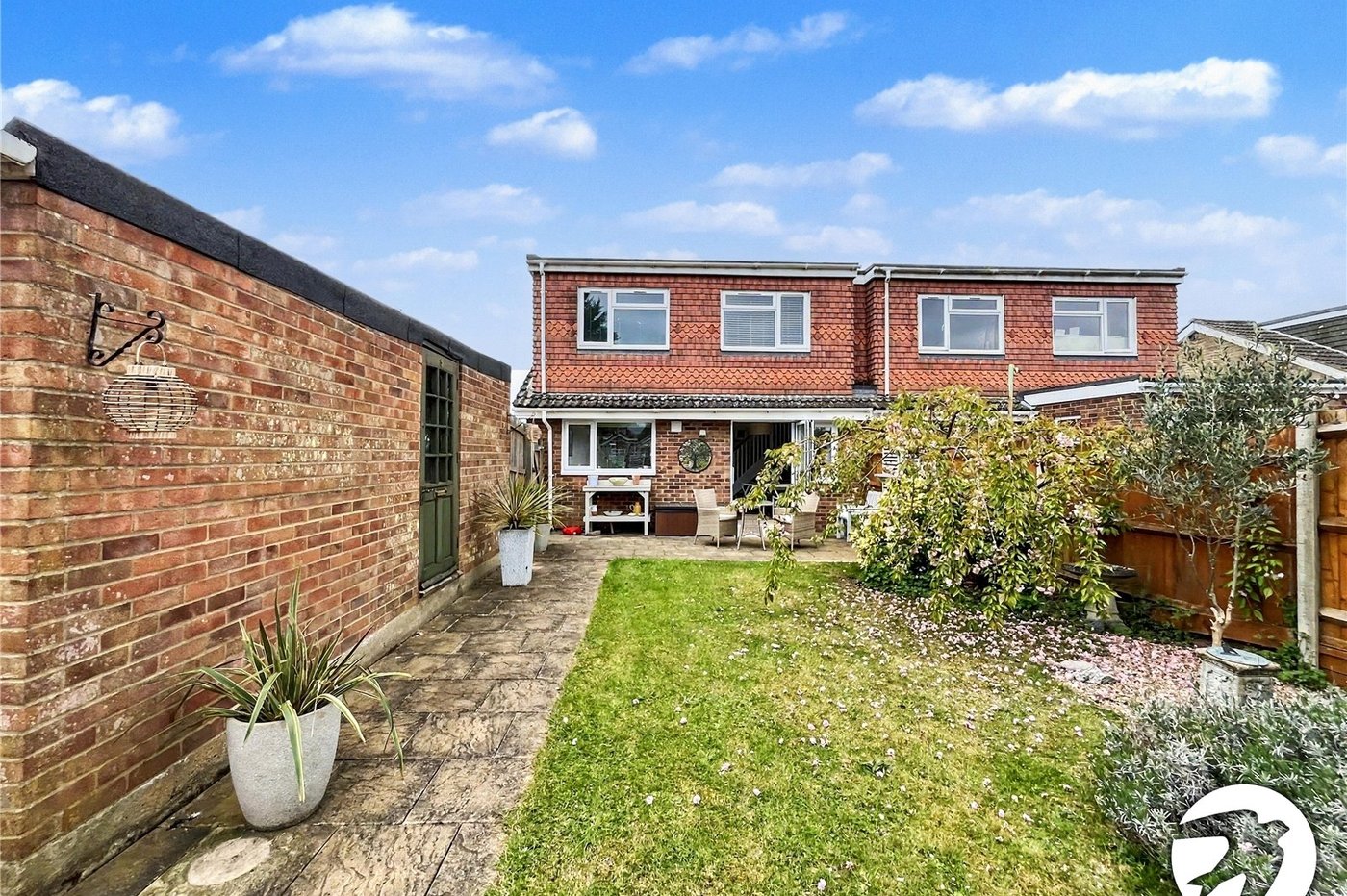 3 bedroom bungalow for sale in Walderslade | Robinson Michael & Jackson