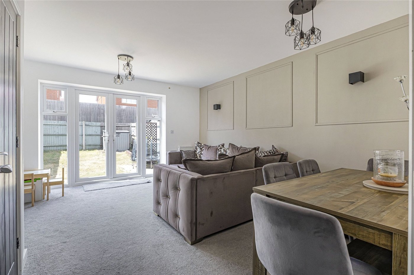 2 bedroom house for sale in Hoo | Robinson Michael & Jackson