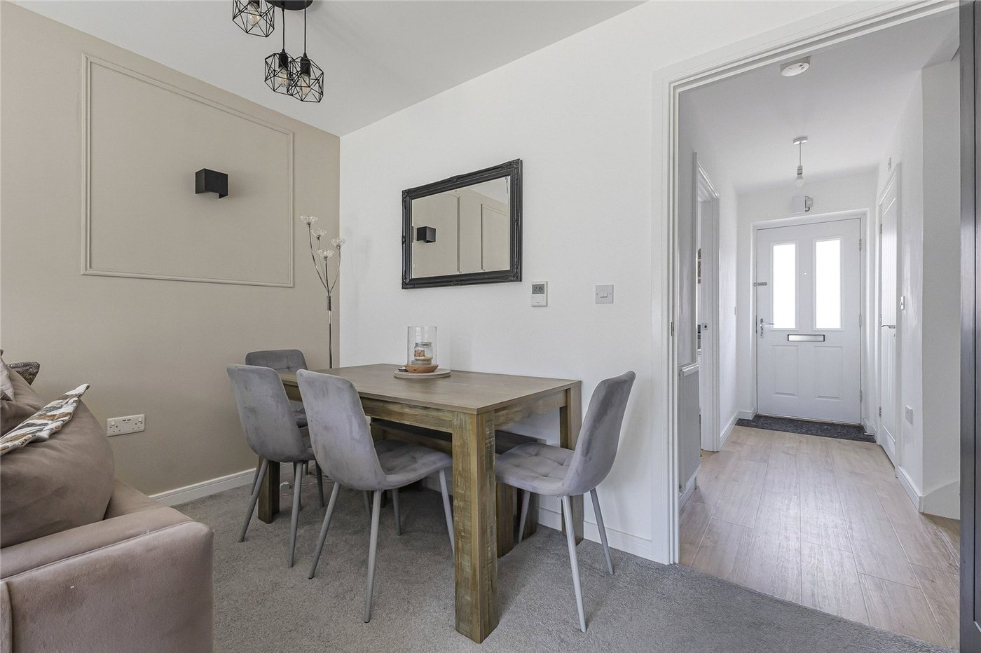 2 bedroom house for sale in Hoo | Robinson Michael & Jackson