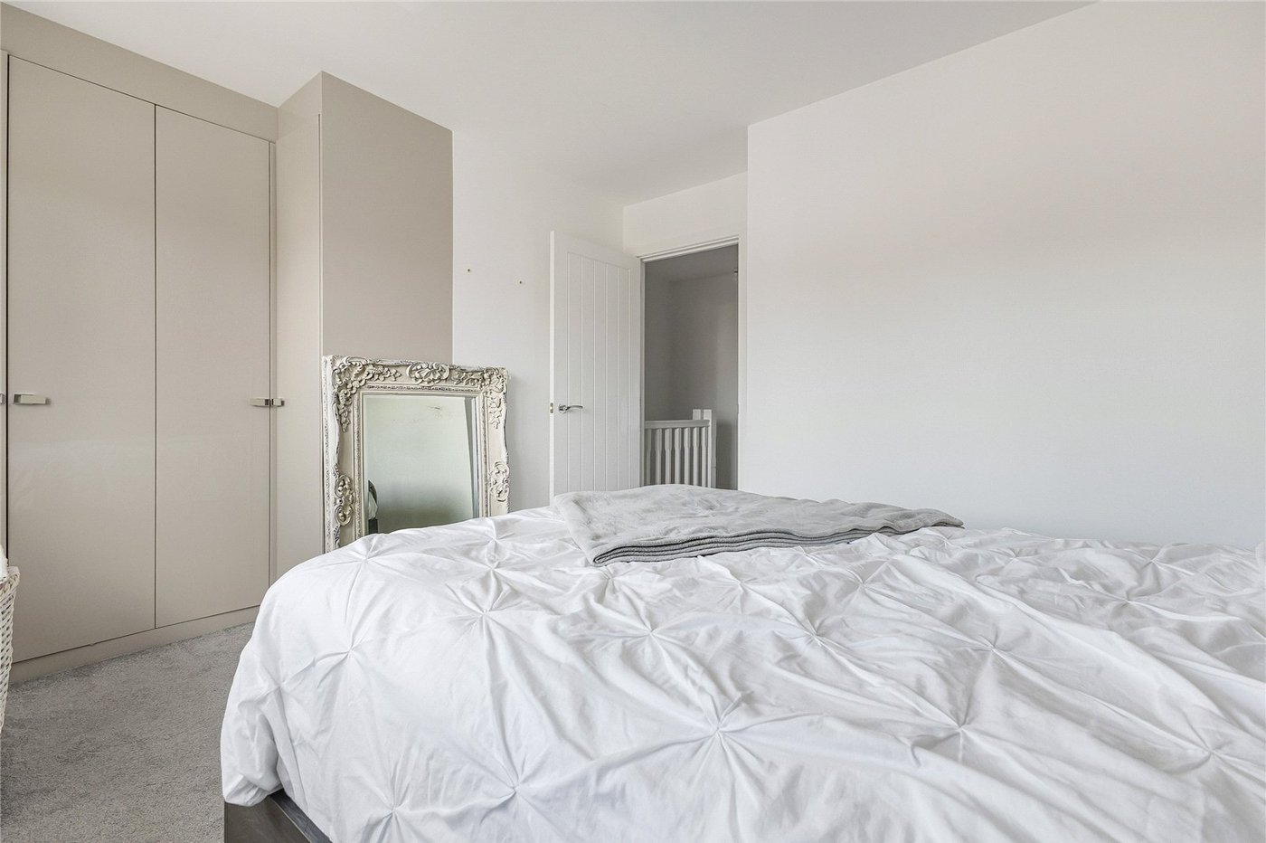 2 bedroom house for sale in Hoo | Robinson Michael & Jackson