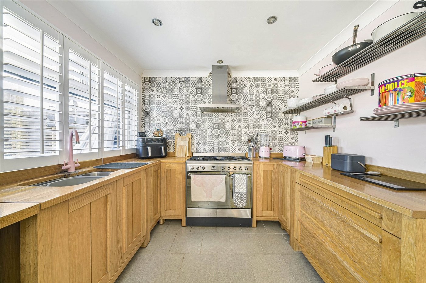 4 bedroom house for sale in Welling | Robinson Jackson