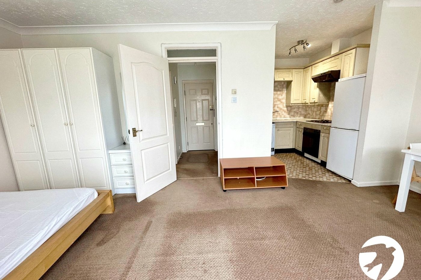 1 bedroom property for sale in London | Robinson Jackson