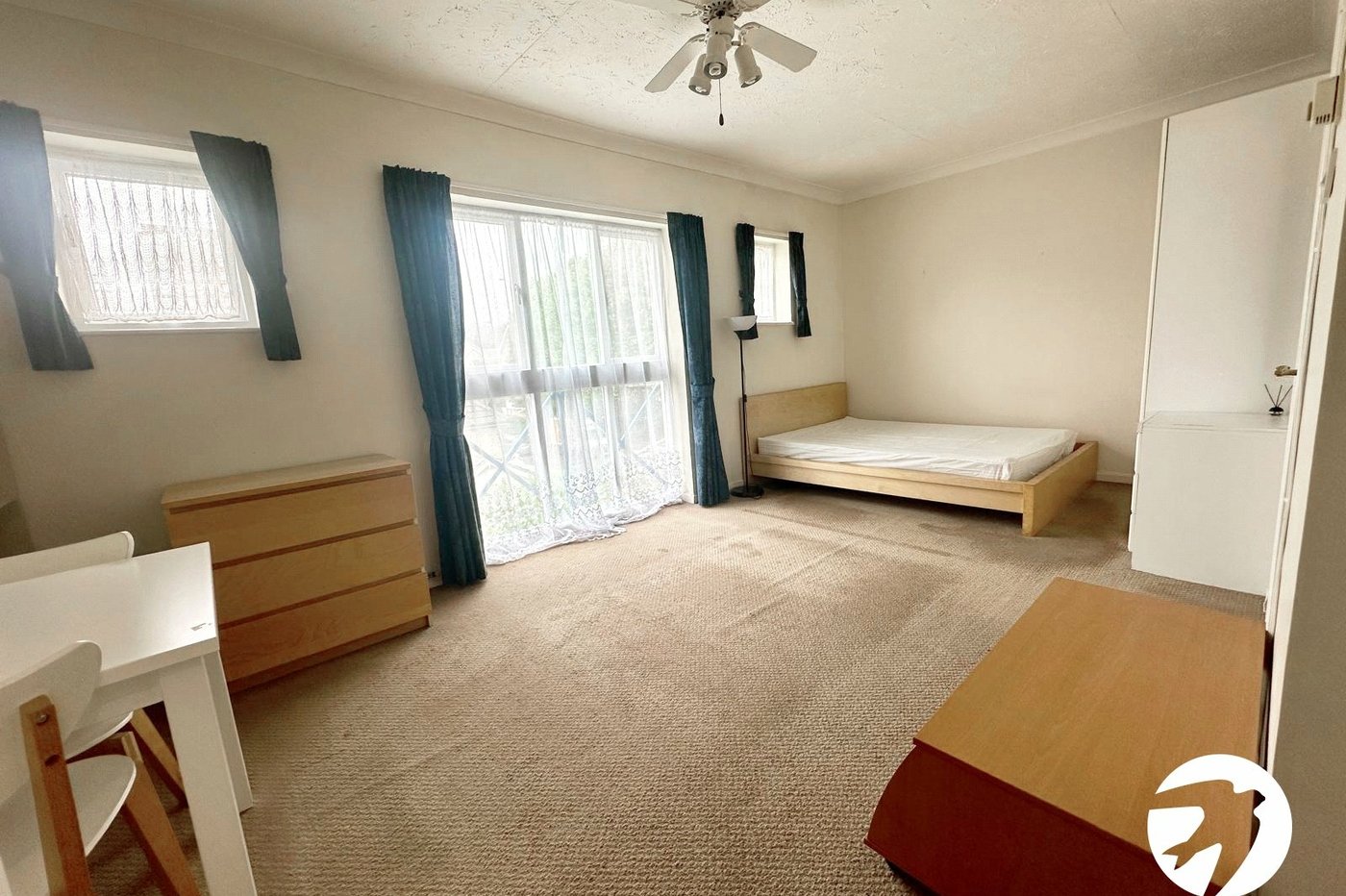 1 bedroom property for sale in London | Robinson Jackson