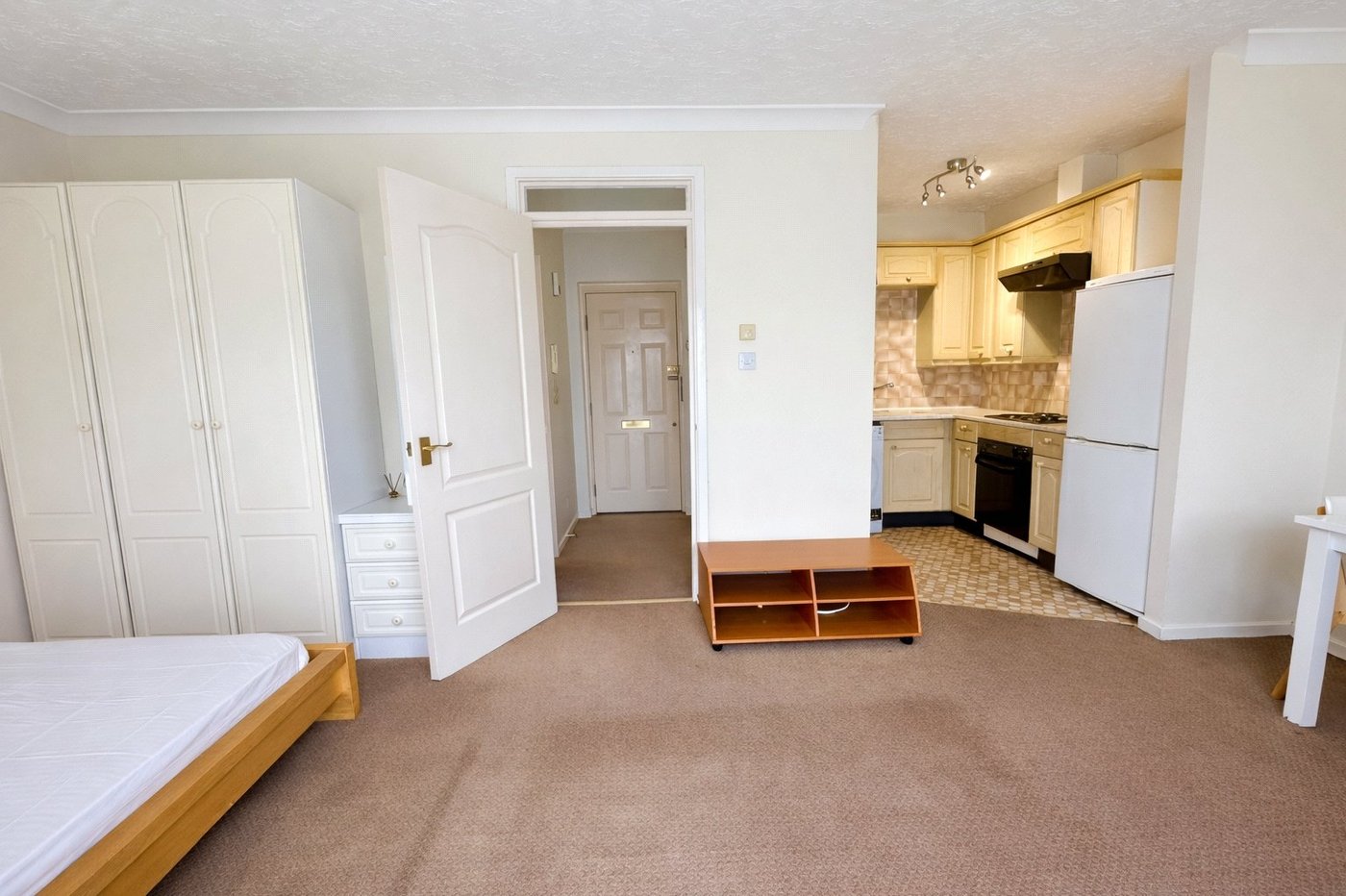 1 bedroom property for sale in London | Robinson Jackson