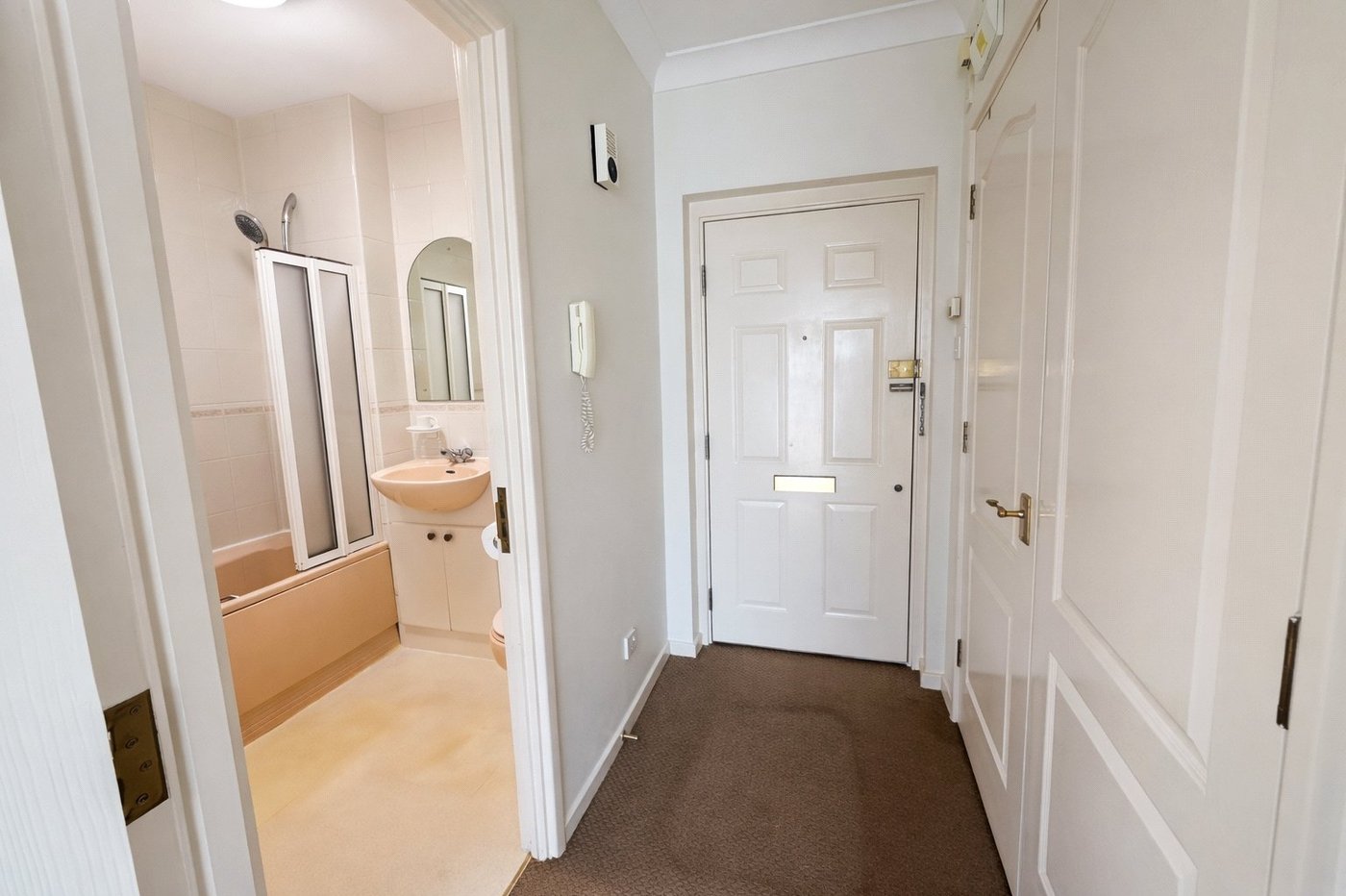 1 bedroom property for sale in London | Robinson Jackson