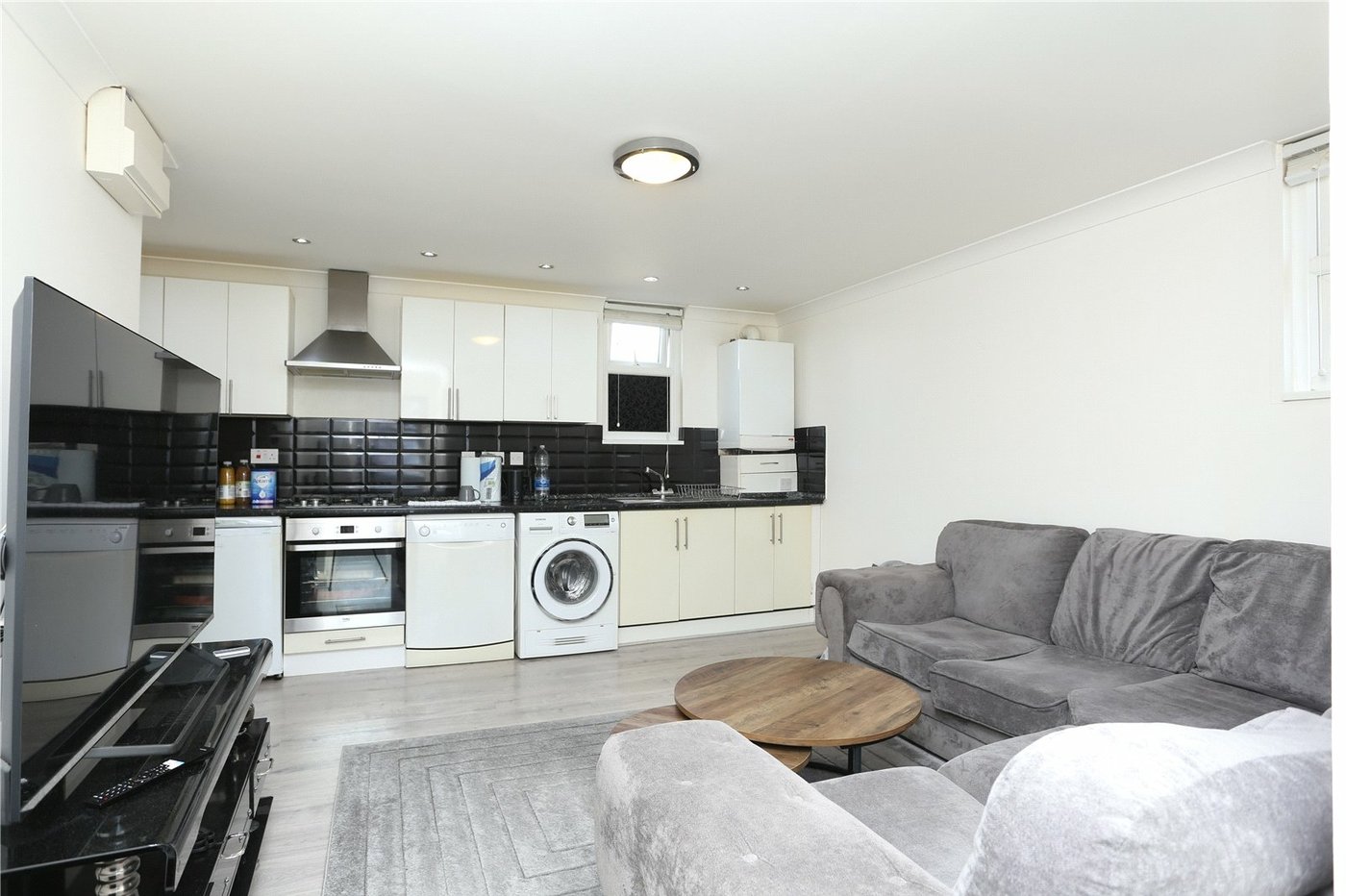2 bedroom property for sale in Catford | Robinson Jackson