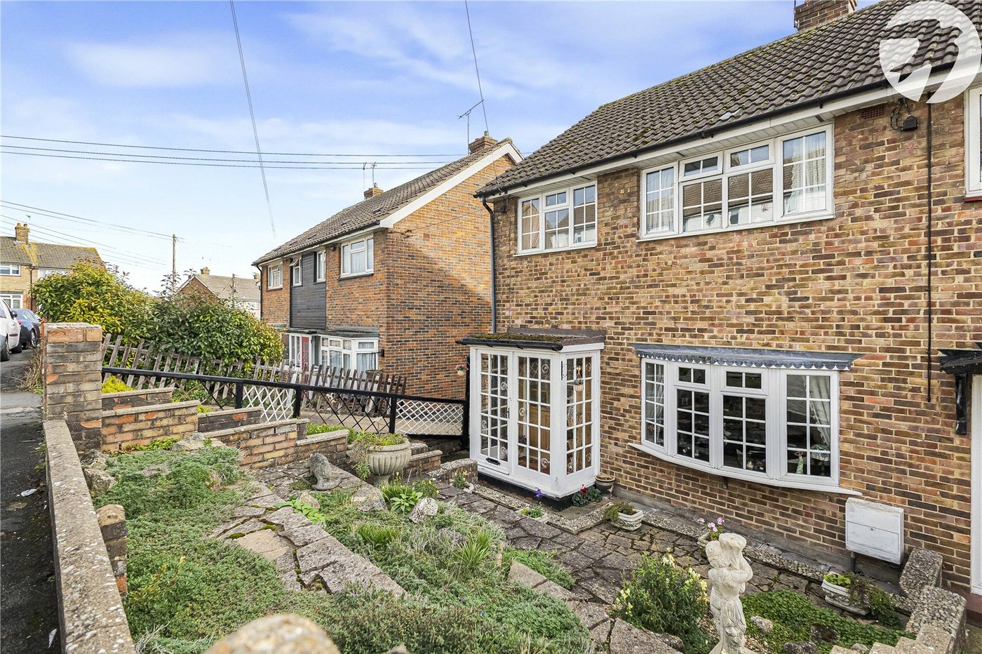 3 bedroom house for sale in Hextable | Robinson Jackson