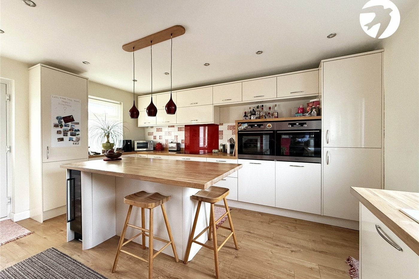 2 bedroom house for sale in Hextable | Robinson Jackson