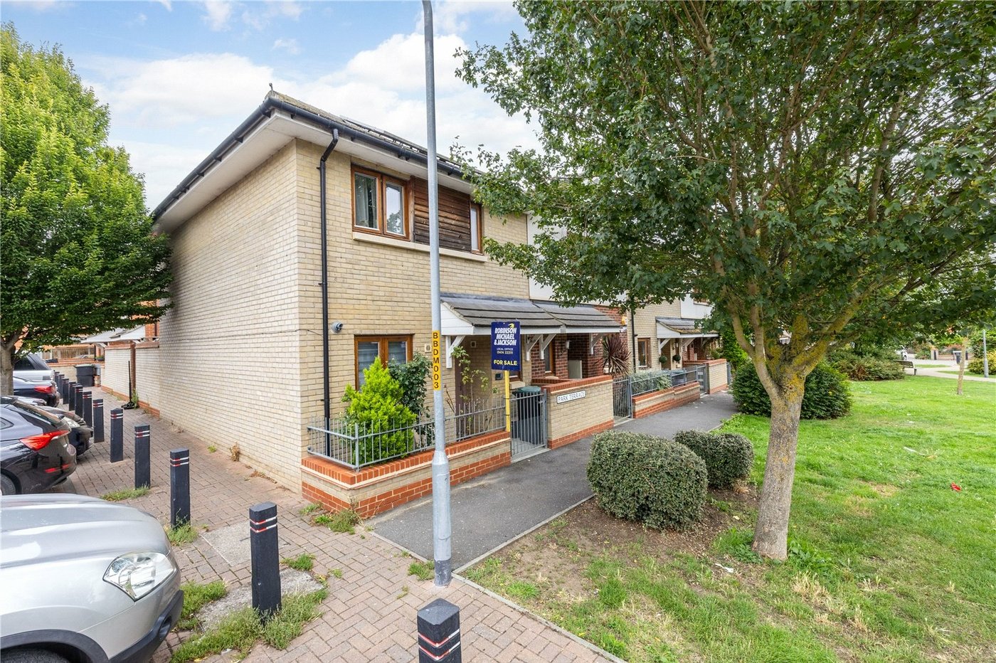 3 bedroom house for sale in Gravesend | Robinson Michael & Jackson