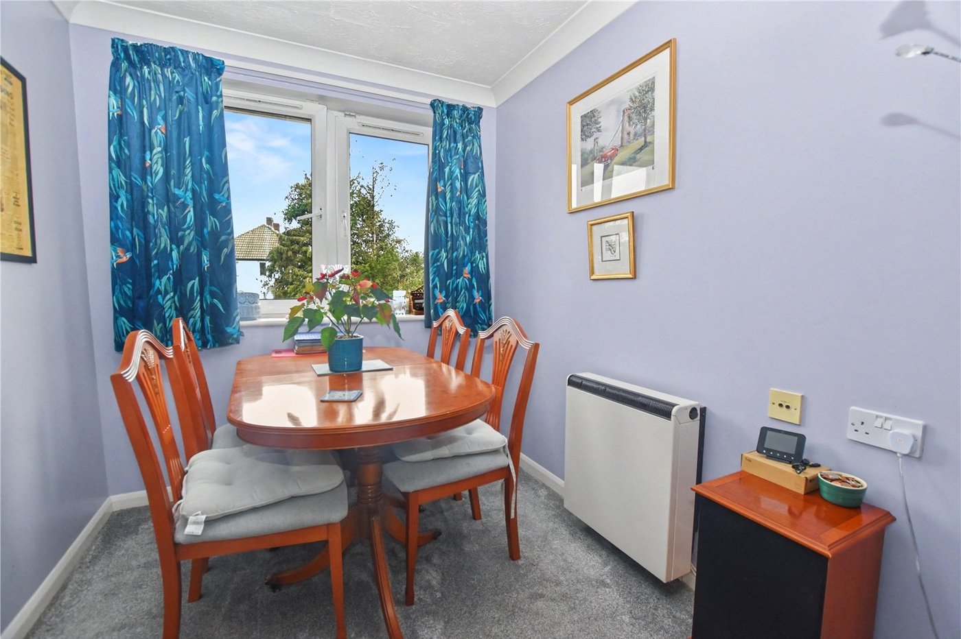 2 bedroom property for sale in  | Robinson Jackson