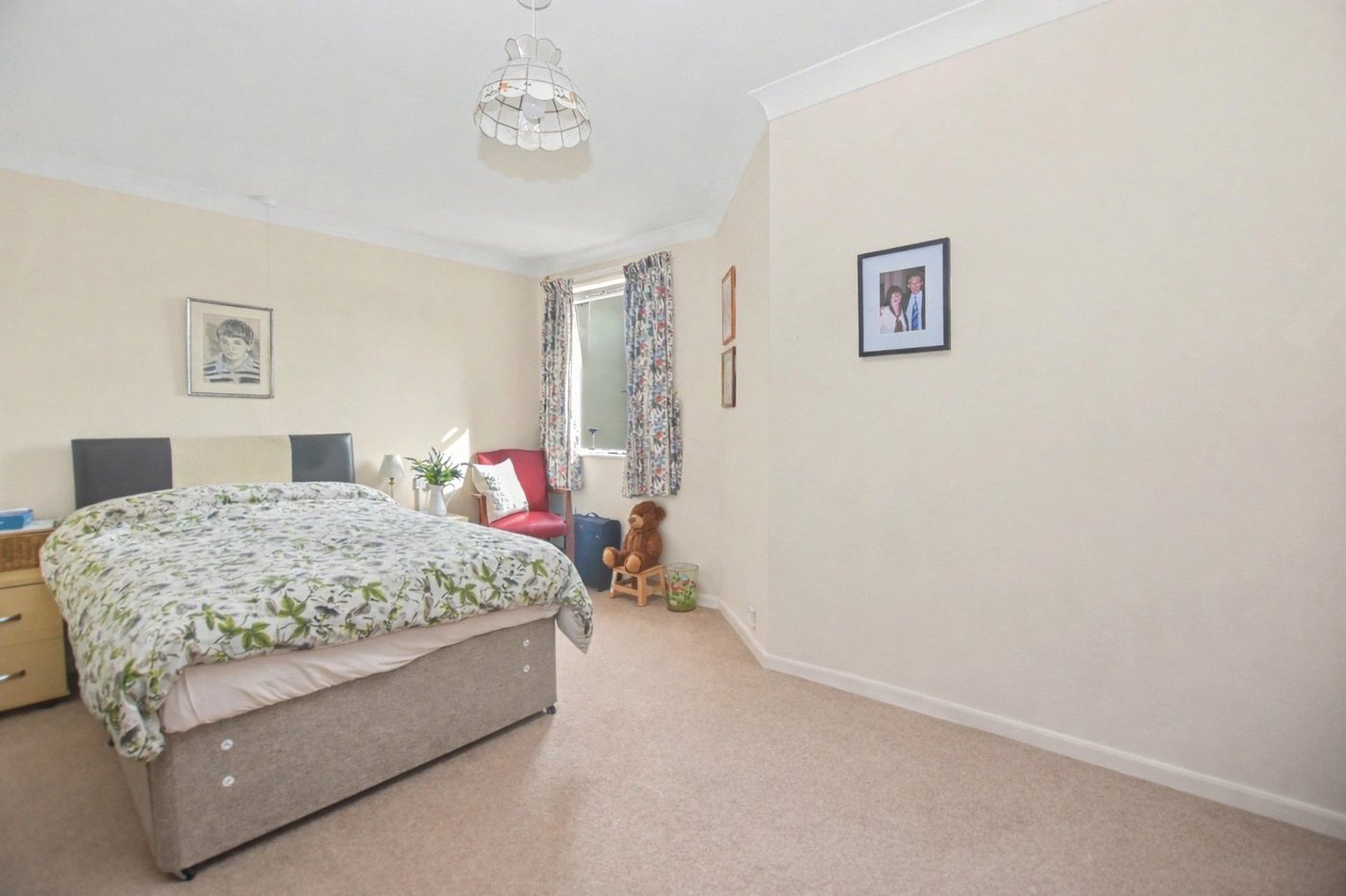 2 bedroom property for sale in  | Robinson Jackson