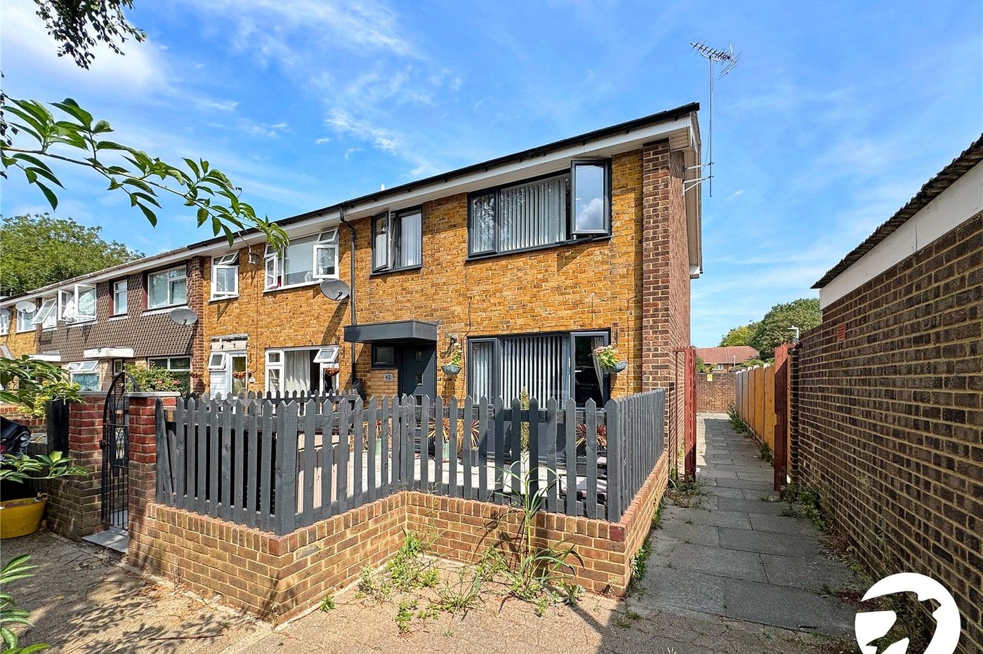 3 bedroom house for sale in Sittingbourne | Robinson Michael & Jackson