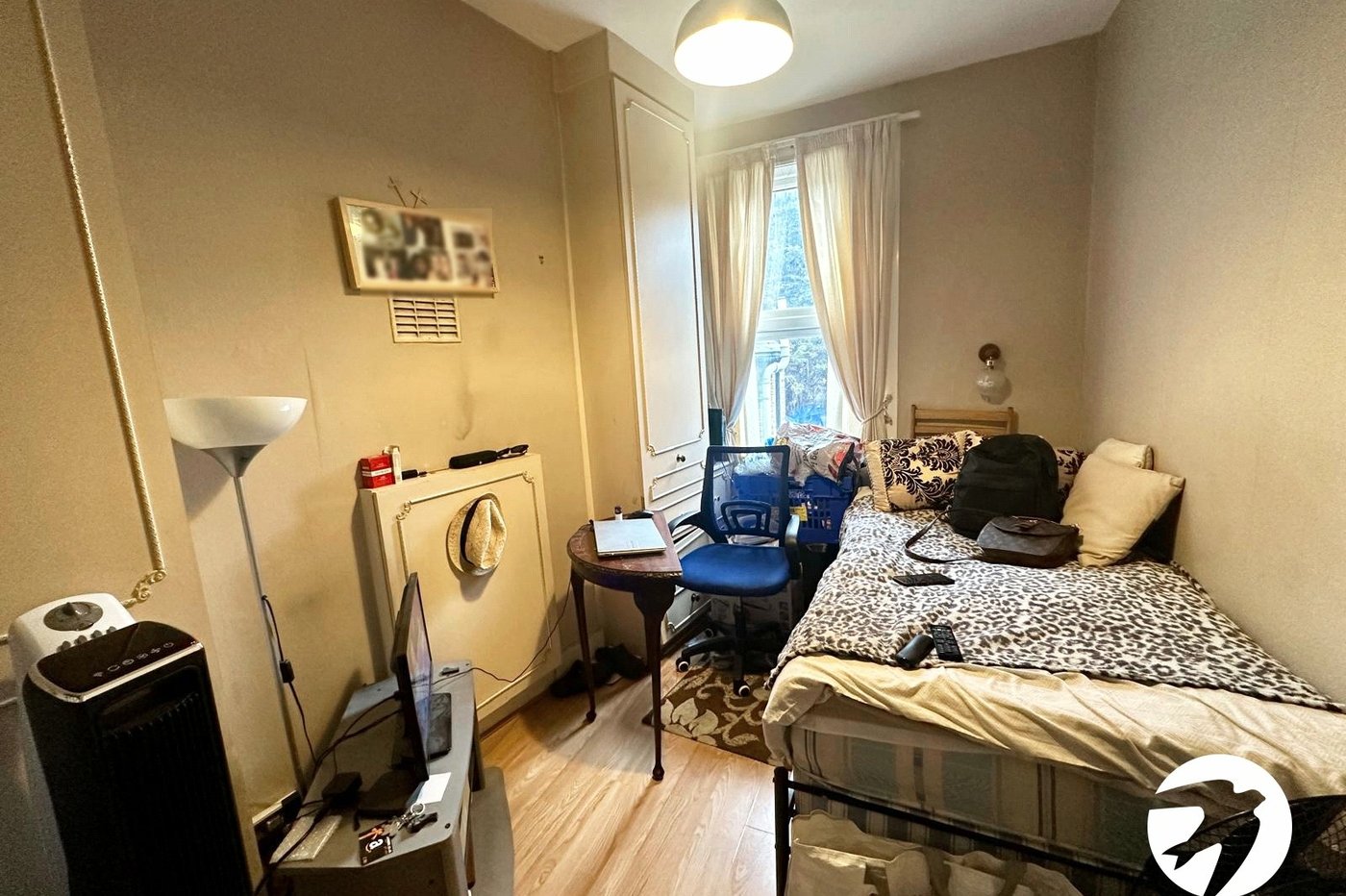 4 bedroom house for sale in London | Robinson Jackson