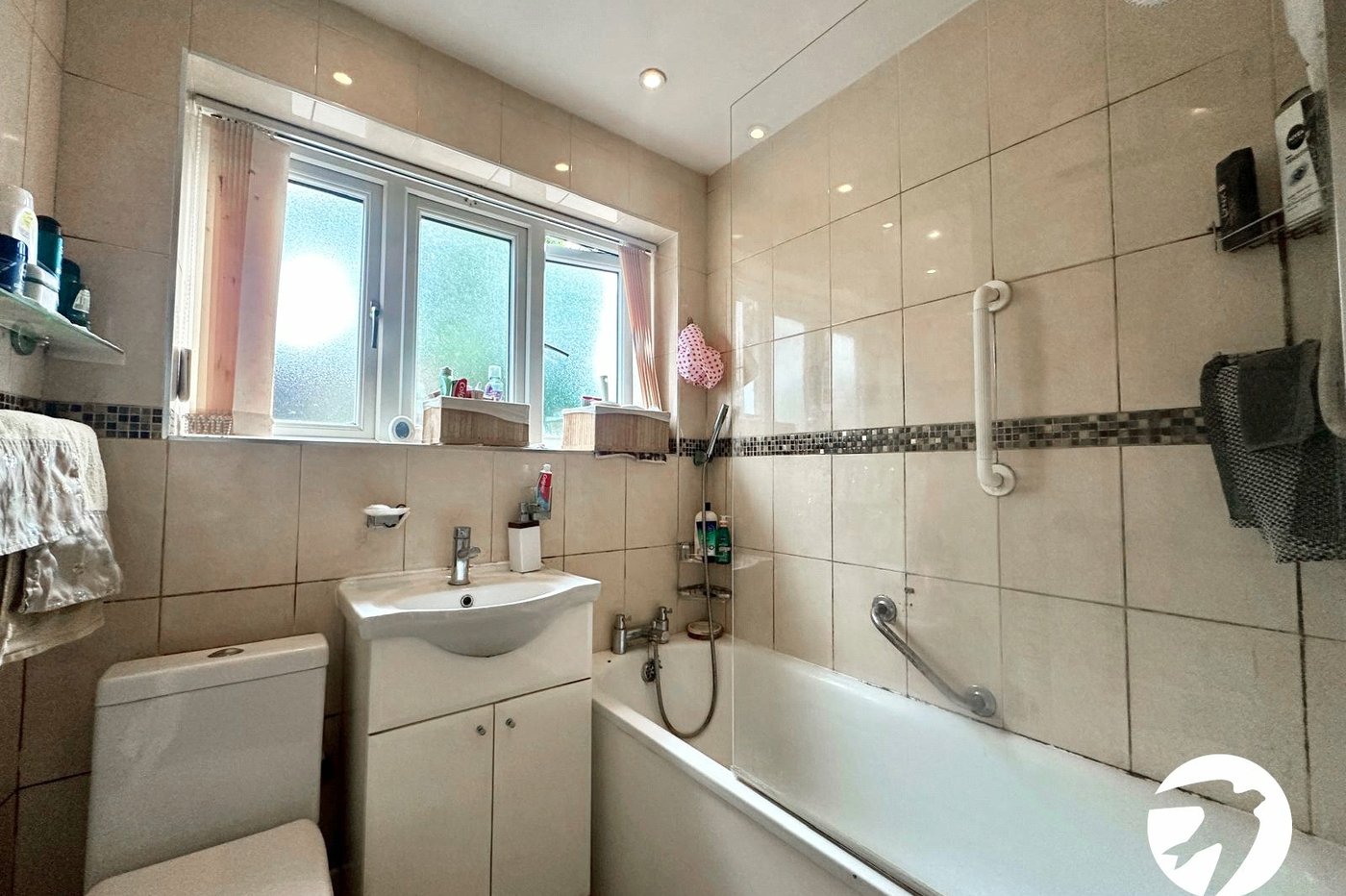 4 bedroom house for sale in London | Robinson Jackson