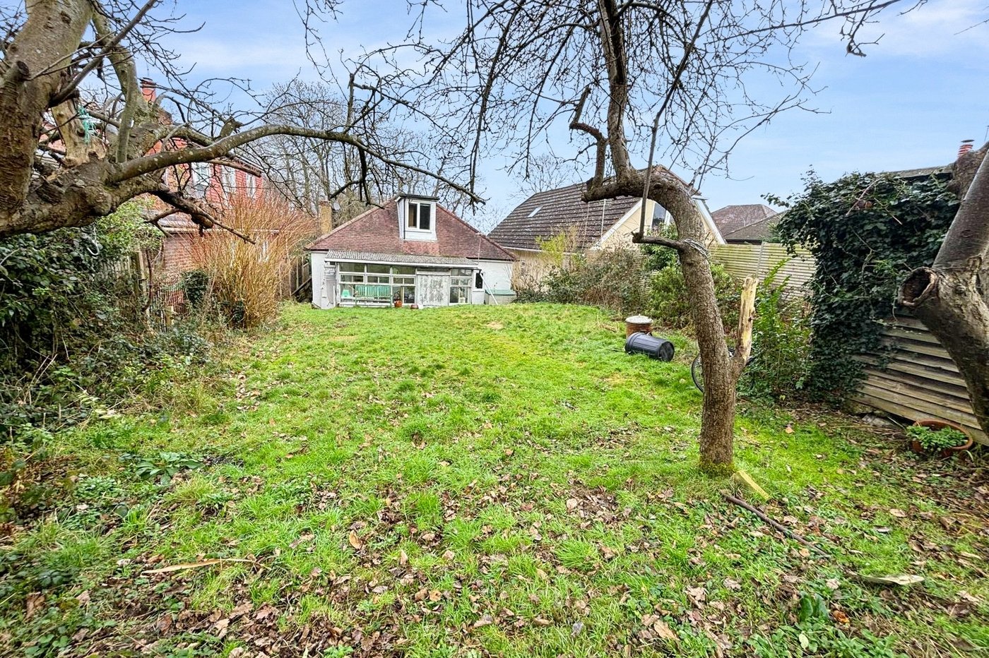 3 bedroom bungalow for sale in Bexley | Robinson Jackson