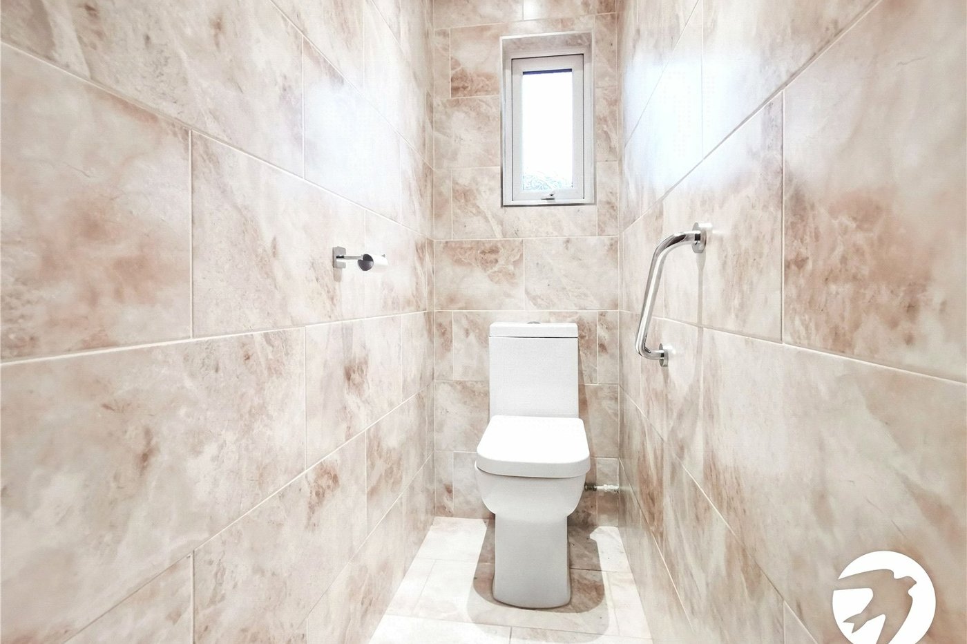 3 bedroom bungalow for sale in Dartford | Robinson Jackson