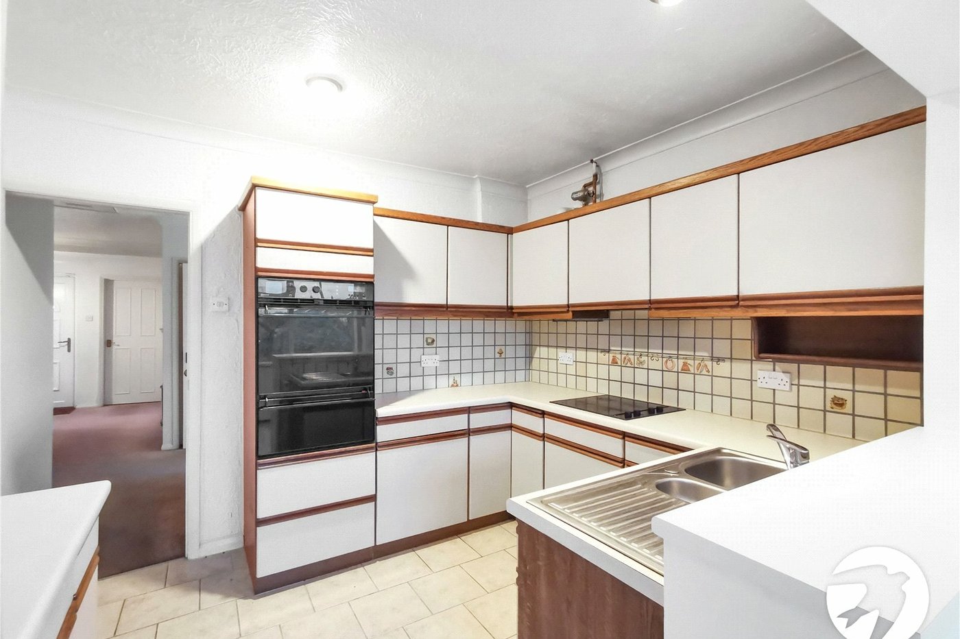 3 bedroom bungalow for sale in Dartford | Robinson Jackson