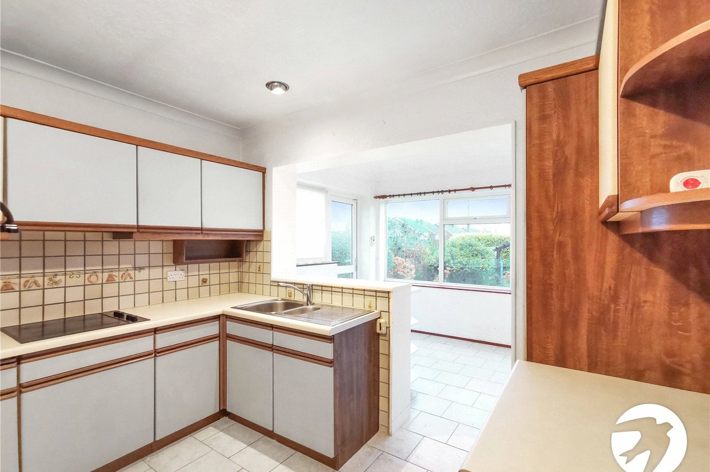 3 bedroom bungalow for sale in Dartford | Robinson Jackson