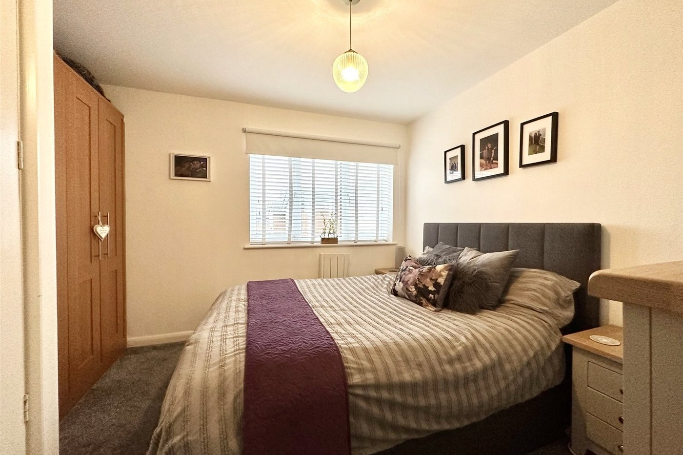 house for sale in Greenhithe, Kent, DA9 Robinson Jackson