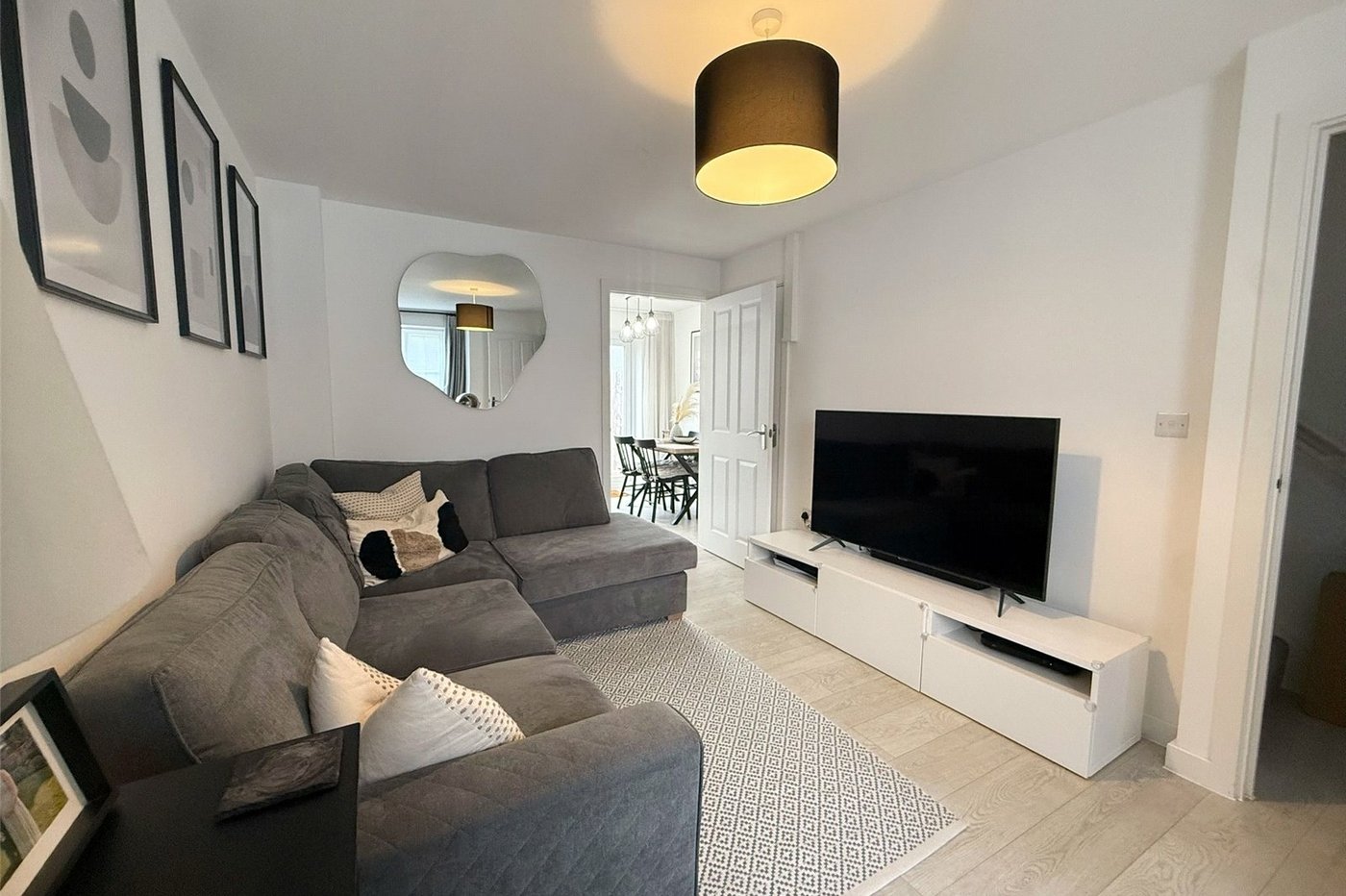 2 bedroom house for sale in Gravesend | Robinson Michael & Jackson