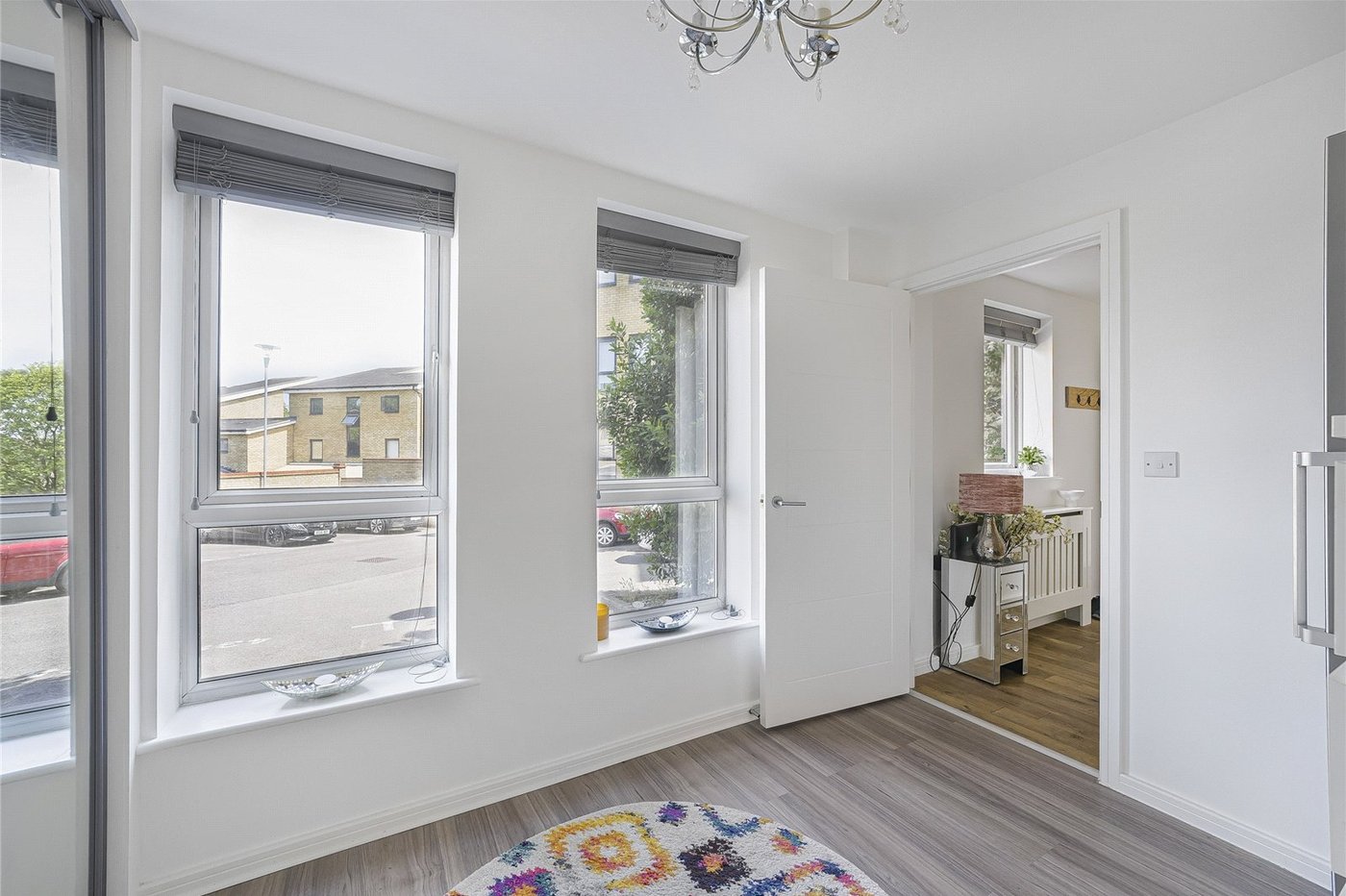 2 bedroom property for sale in Greenhithe | Robinson Jackson