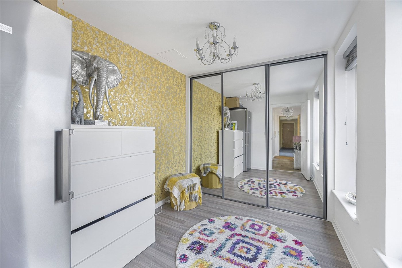 2 bedroom property for sale in Greenhithe | Robinson Jackson