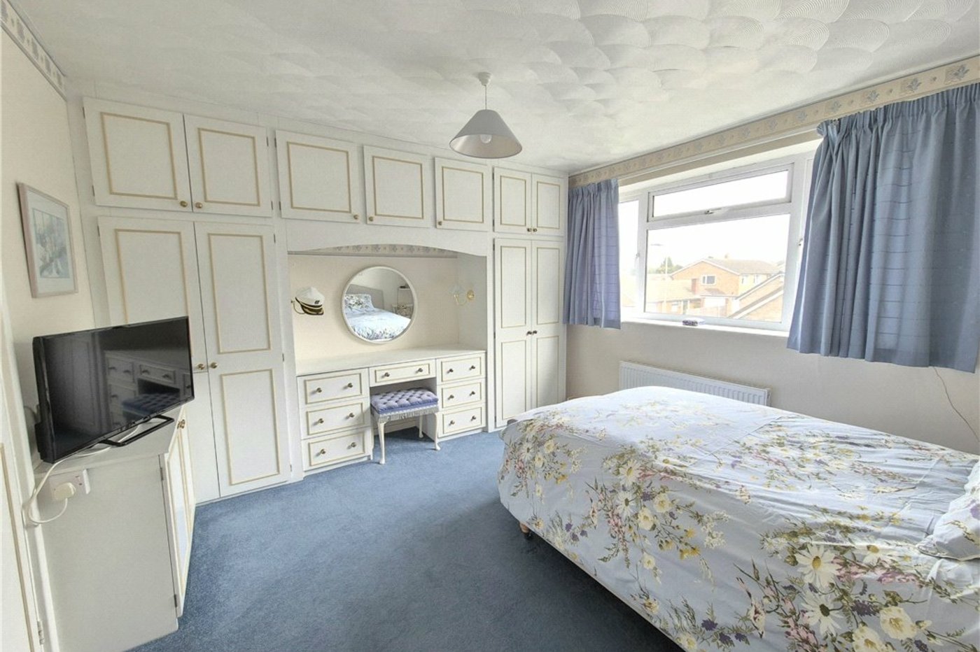 4 bedroom house for sale in Orpington | Robinson Jackson