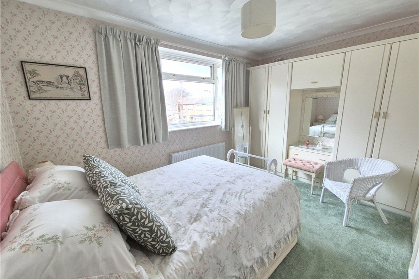 4 bedroom house for sale in Orpington | Robinson Jackson