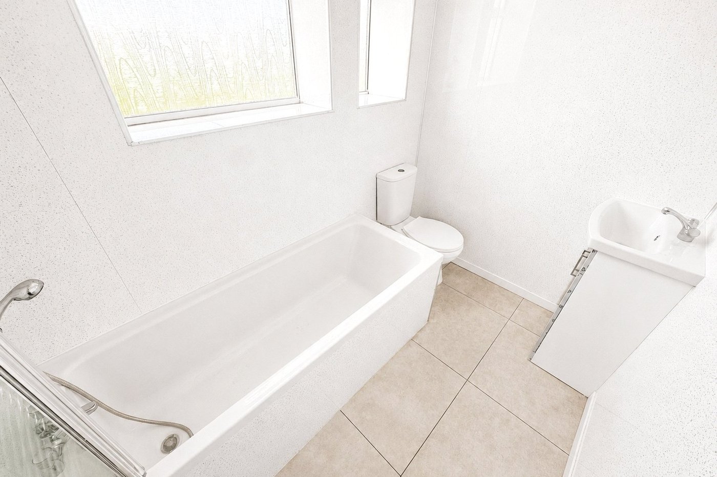 3 bedroom house for sale in London | Robinson Jackson